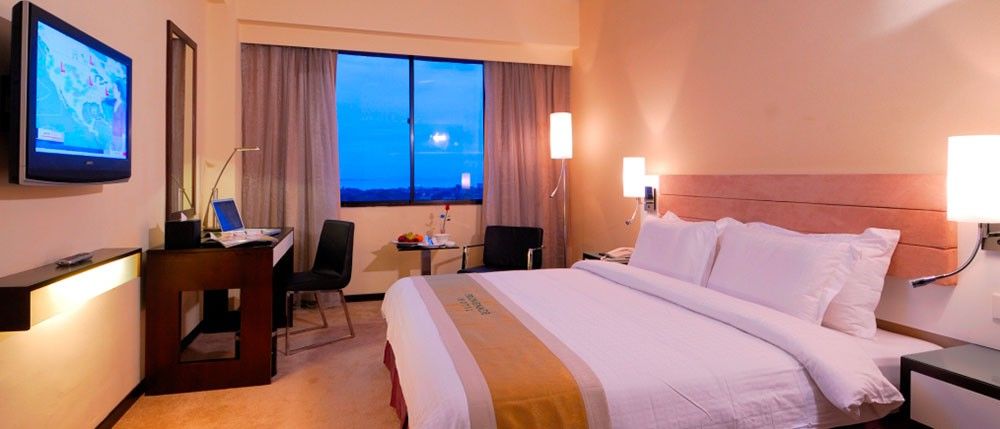 Borneo Royale Hotel Tawau Exteriör bild